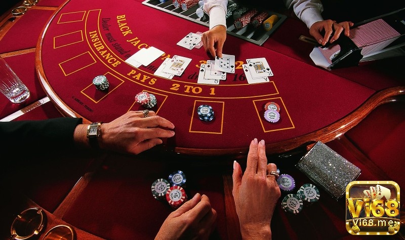 Tay thủ cần nắm các điều kiện ruat thêm bài trong Baccarat